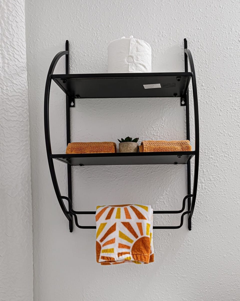 Bathroom toiletry holder