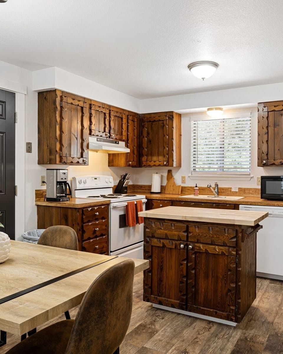 Full kitchen with dining room