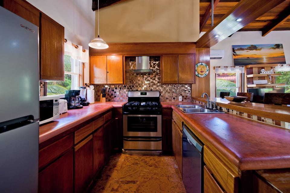 Fully loaded kitchen to cook what your heart desires