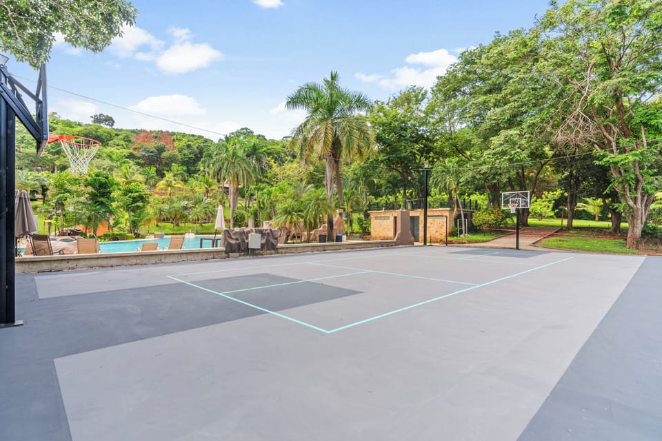 Sport court