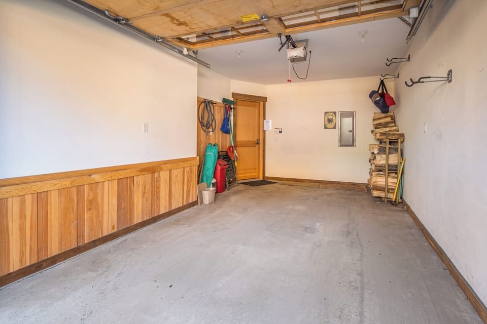 Garage | Lower Level