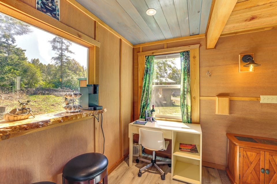 Laptop Workspace | Free WiFi | 1st Floor