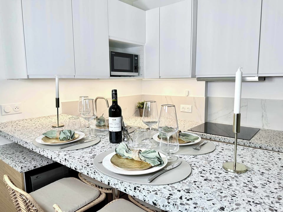 Cosy dining table