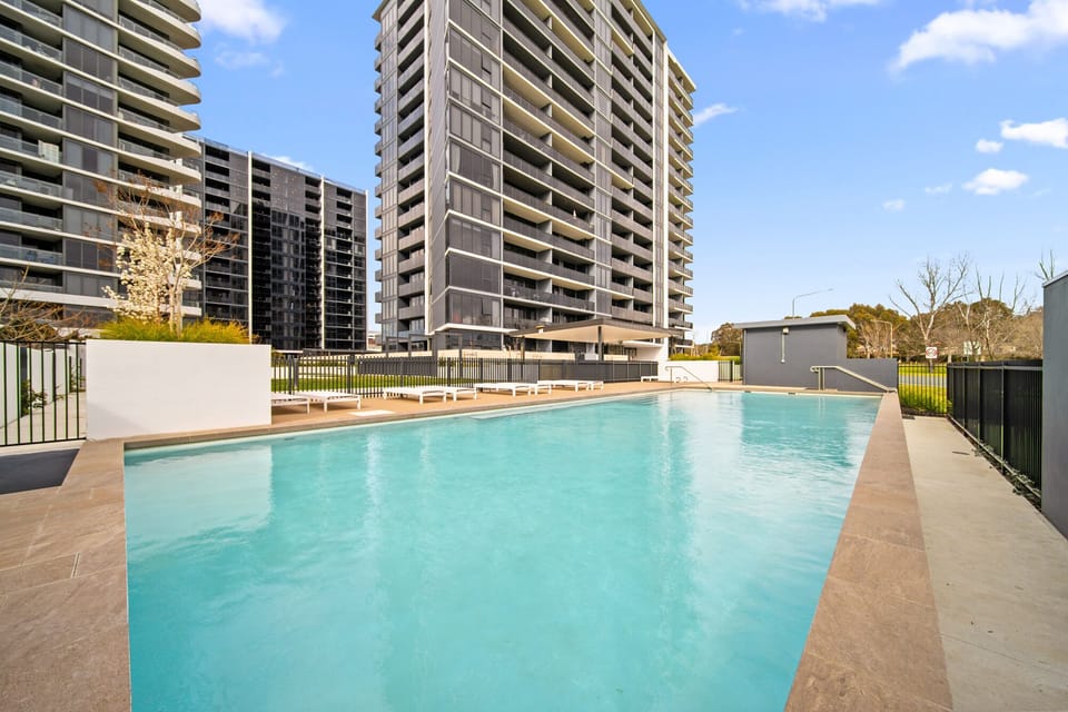 Communal Outdoor Pool