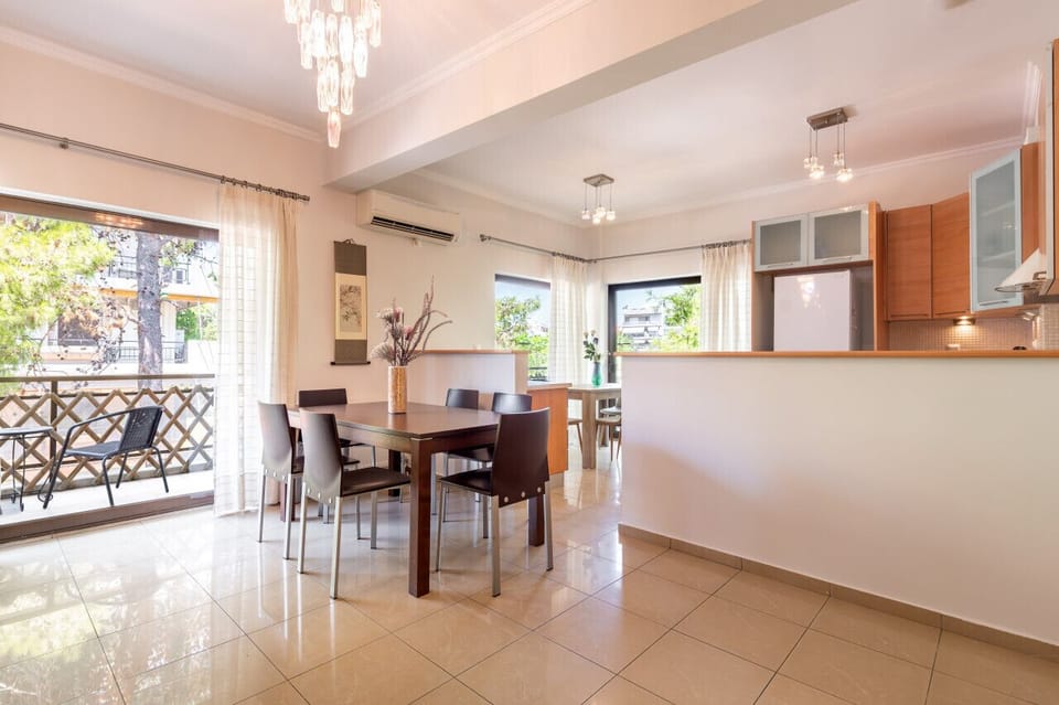 Sunny Living Room!