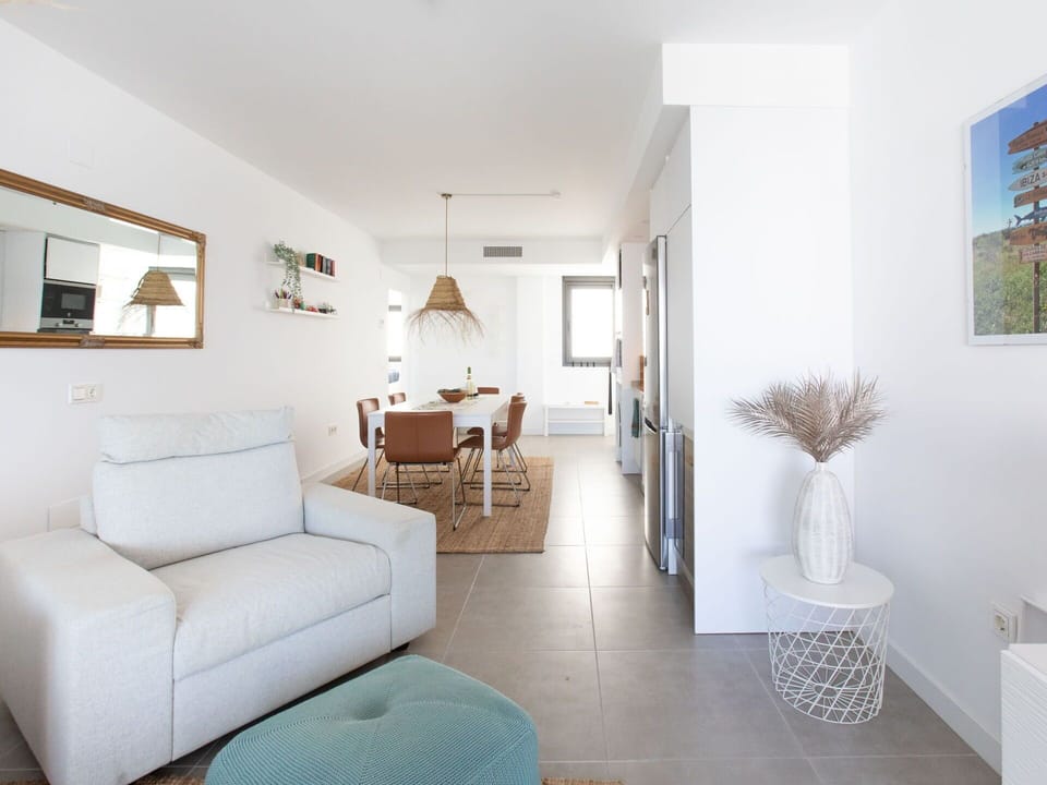 Picture Frame, Furniture, Couch, Table, Plant, Comfort, Houseplant, Building, Flooring, House
