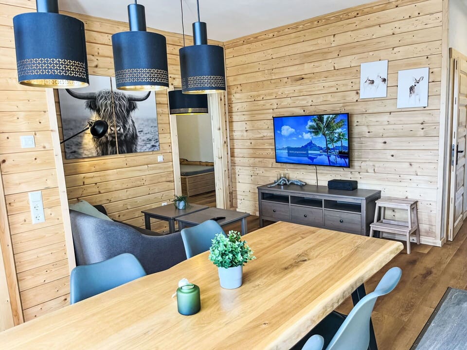 Table, Furniture, Property, Couch, Blue, Azure, Wood, Interior Design, Living Room, Purple