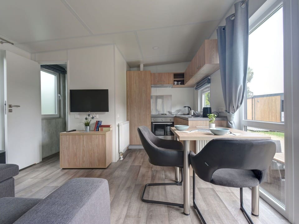 Furniture, Property, Table, Chair, Couch, Wood, Interior Design, Floor, Flooring, Cabinetry