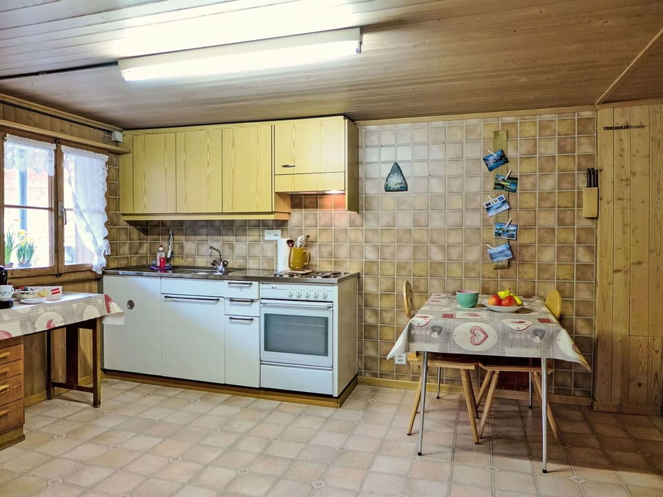 Cabinetry, Furniture, Kitchen Sink, Countertop, Tap, Sink, Building, Window, Kitchen, Kitchen Stove