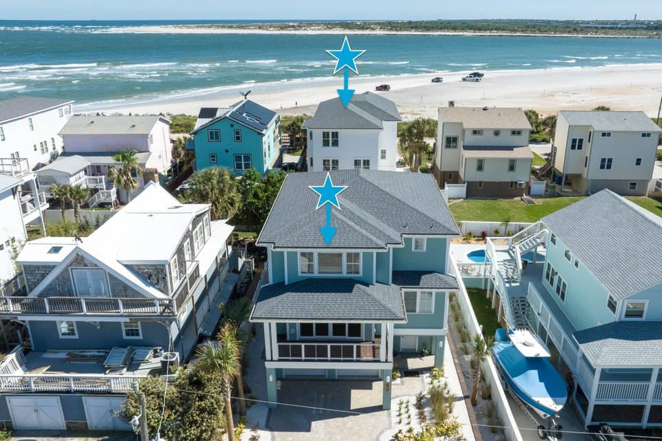 Take in the gorgeous view of the inlet from the comfort of your home!