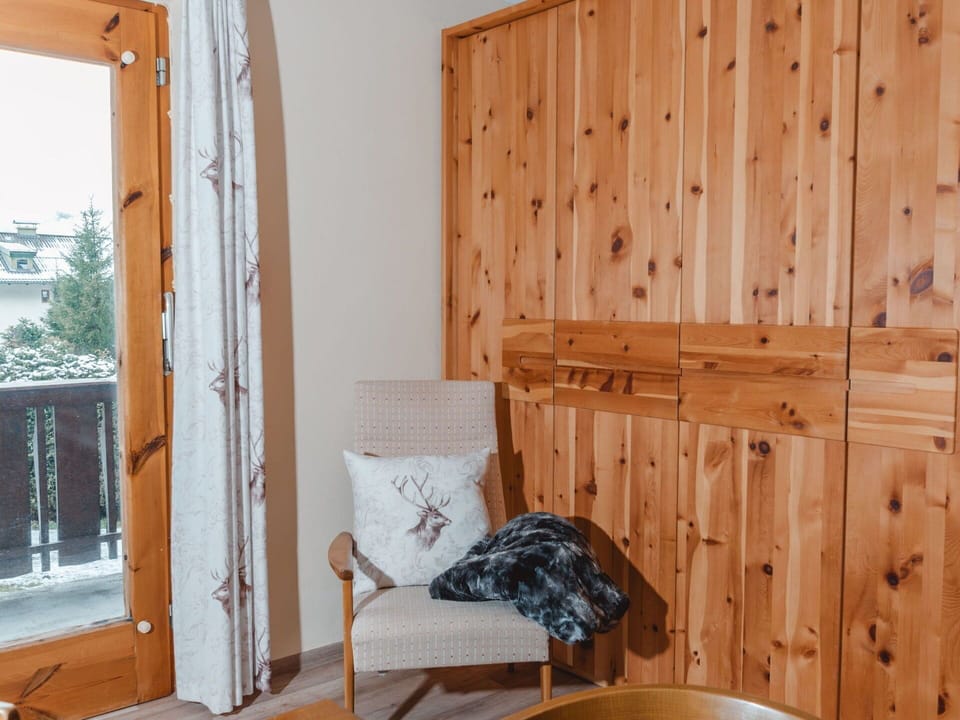 Property, Furniture, Cabinetry, Comfort, Wood, Textile, Building, Window, Interior Design, Architecture