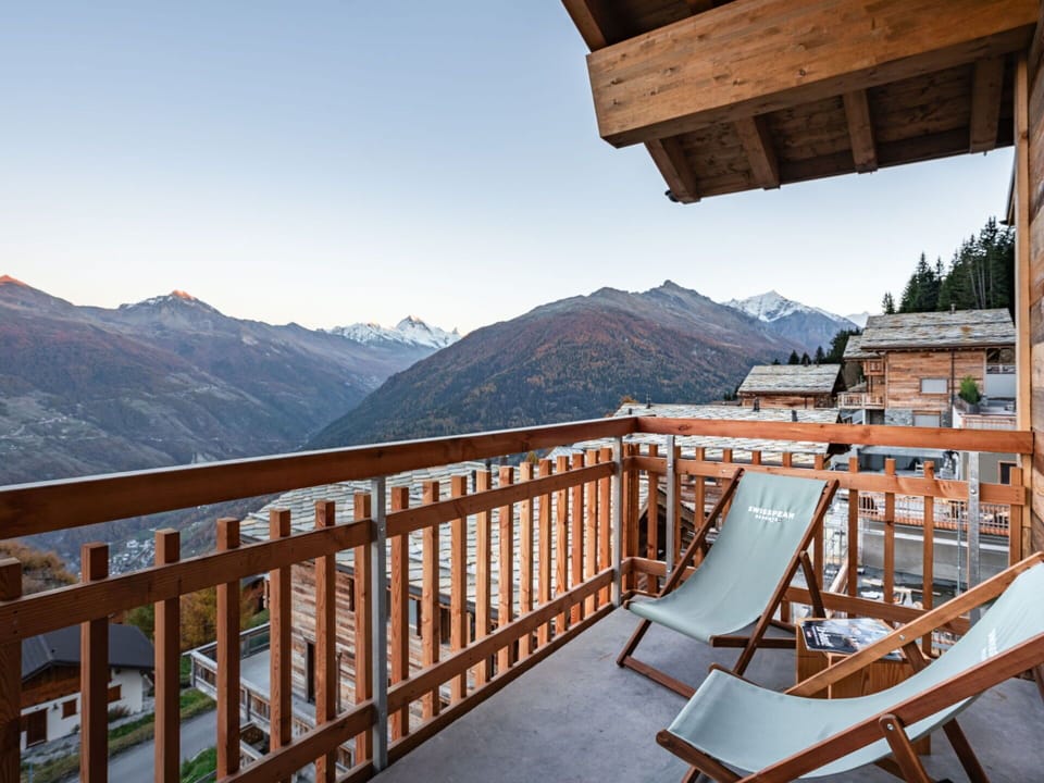 Sky, Property, Mountain, Wood, Fence, Tree, Architecture, Porch, Leisure, Landscape