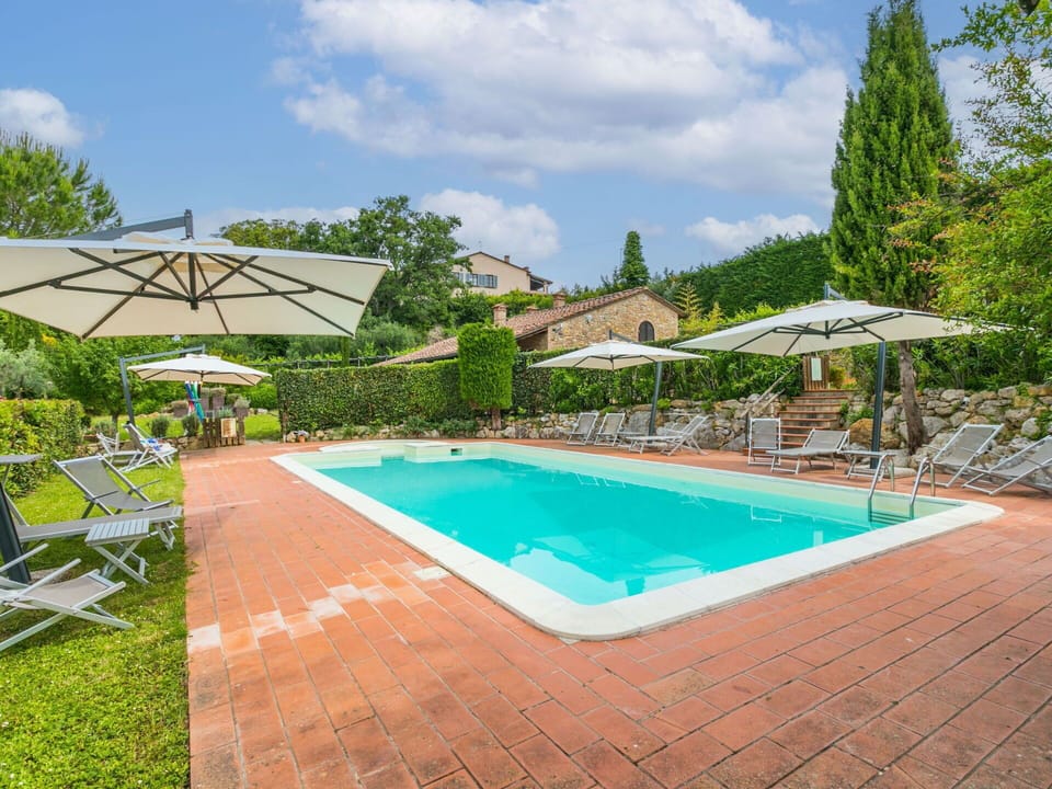 Cloud, Plant, Water, Sky, Swimming Pool, Building, Chair, Shade, Tree, Outdoor Furniture