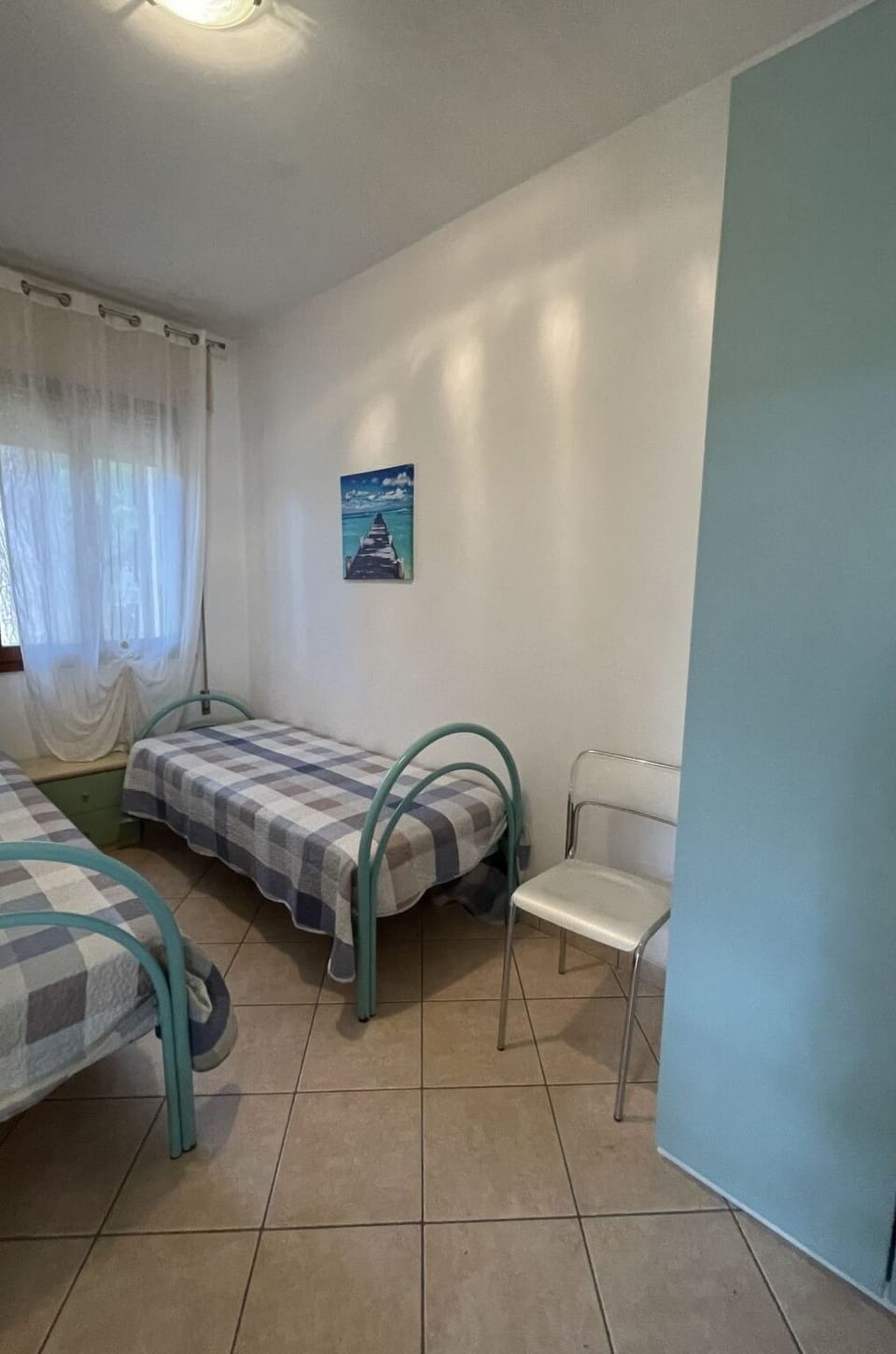 Table, Furniture, Property, Plant, Blue, Chair, Tableware, Shade, Interior Design, Outdoor Furniture