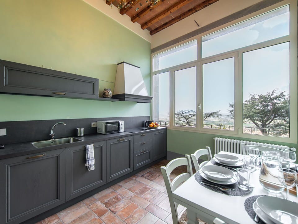Cabinetry, Furniture, Property, Countertop, Table, Sink, Building, Tableware, Kitchen, Interior Design