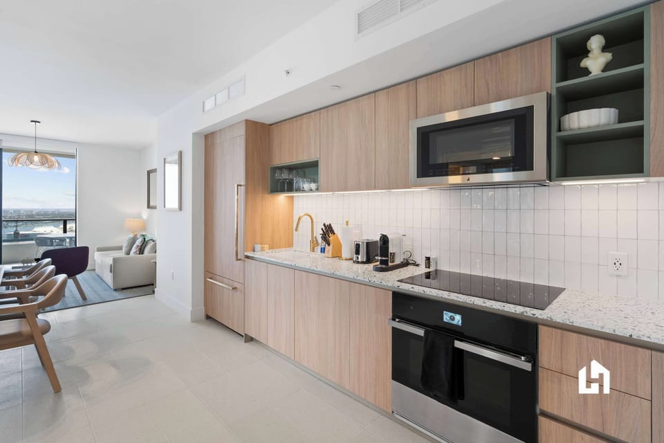 Ample space to stock up with groceries