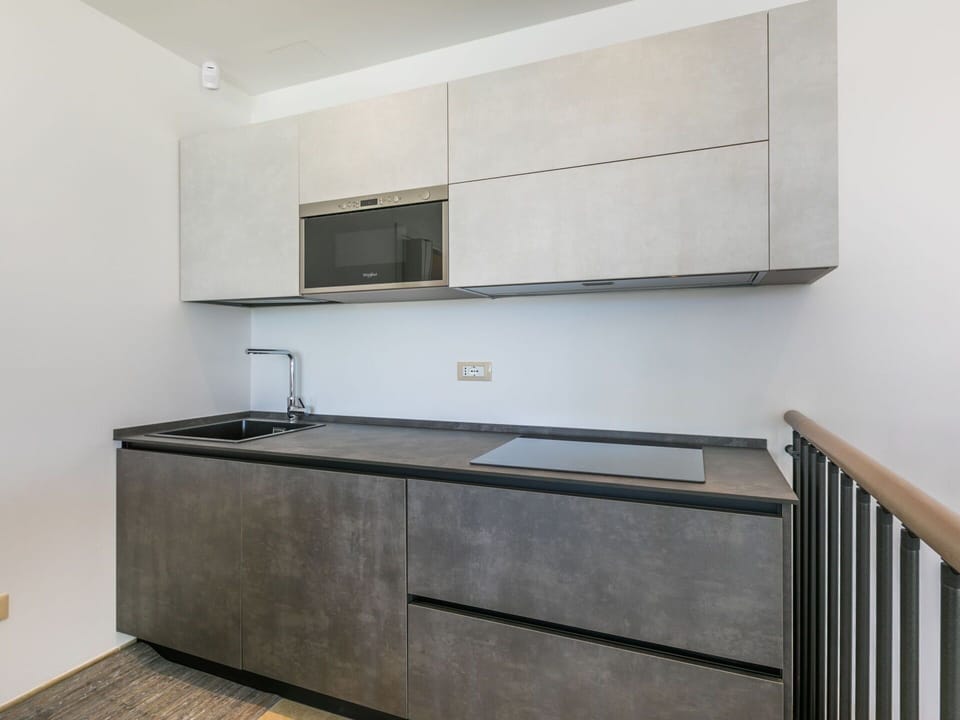 Cabinetry, Property, Countertop, Building, Wood, Interior Design, Kitchen, Wood Stain, Flooring