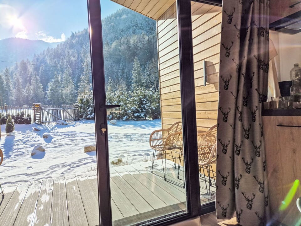 Wood, Winter, Hardwood, Log Cabin, Larch, Plank, Lumber, Snow, Eco Hotel