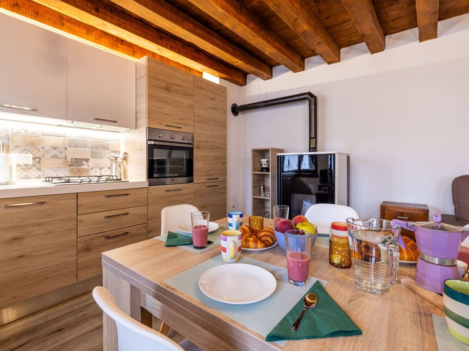 Furniture, Table, Property, Cabinetry, Tableware, Wood, Countertop, Interior Design, Food, Flooring