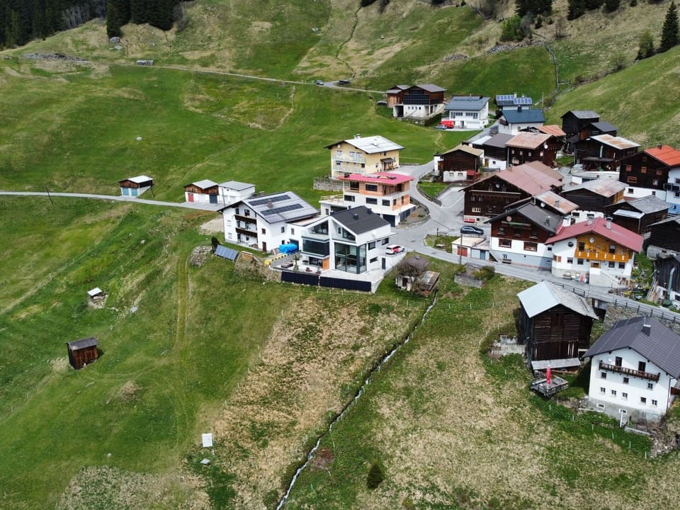 Property, Ecoregion, Building, Highland, Land Lot, Grass, Landscape, Cottage, House, Rural Area