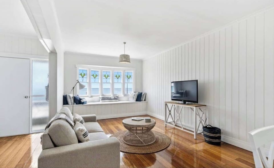 Gorgeous living area