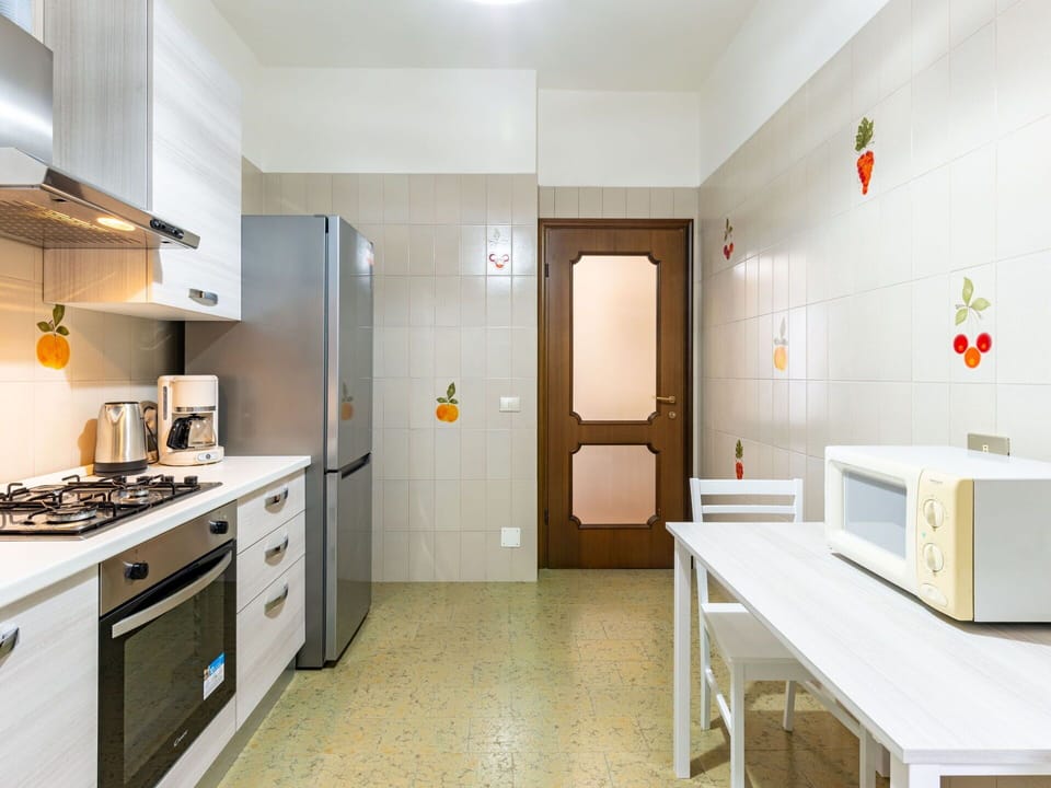 Cabinetry, Furniture, Property, Building, Lighting, Countertop, Interior Design, Table, Home Appliance, Drawer