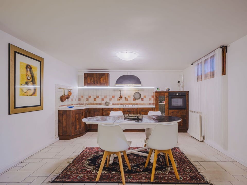 Property, Furniture, Table, Picture Frame, Wood, Lighting, Interior Design, Flooring, Floor, Building