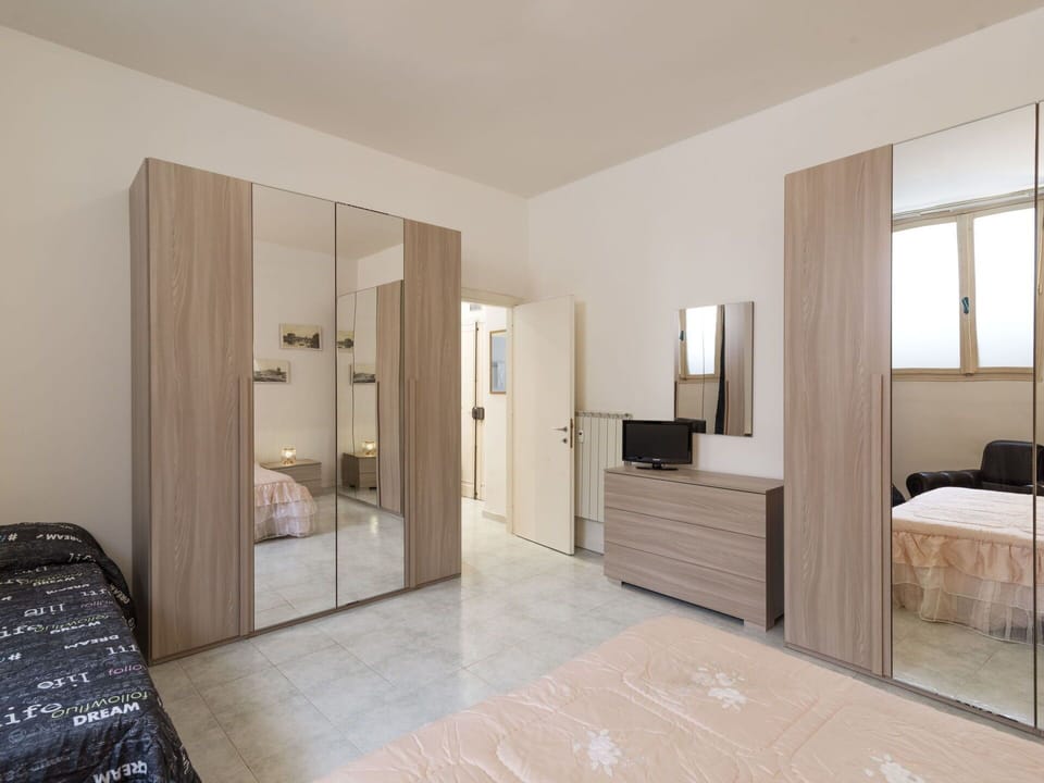 Building, Furniture, Cabinetry, Comfort, Wood, House, Interior Design, Flooring, Floor, Bed Frame