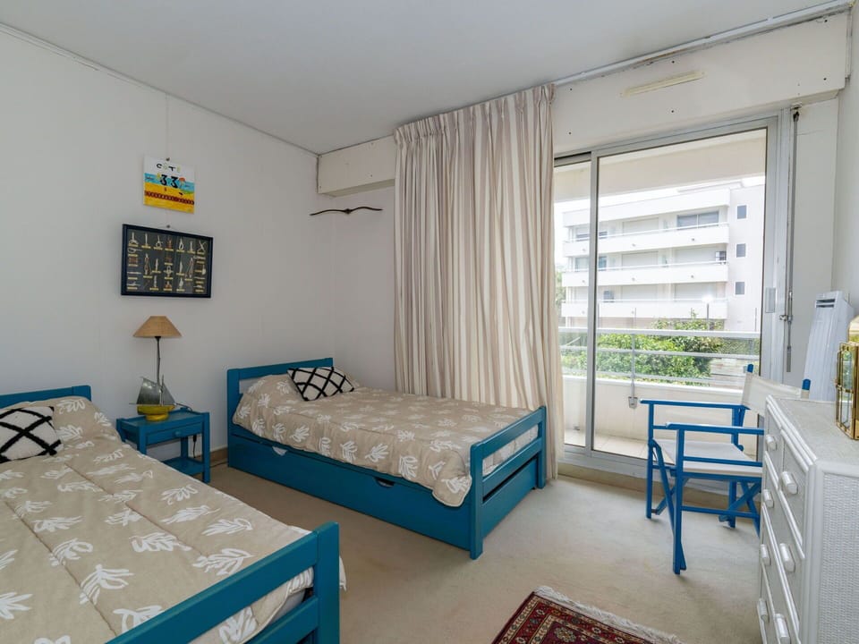 Furniture, Property, Building, Table, Window, Azure, Plant, Comfort, House, Interior Design