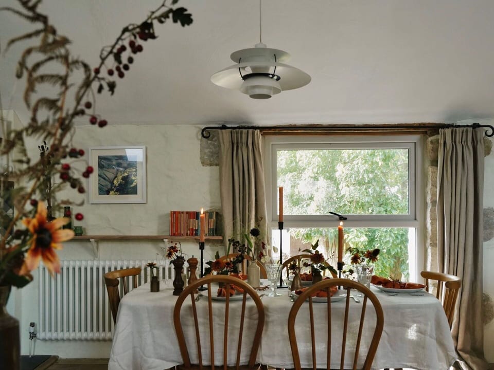 Brown, Property, Table, Window, Wood, Decoration, Lighting, Interior Design, Plant, Picture Frame