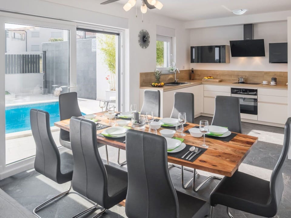 Table, Furniture, Property, Chair, Green, Cabinetry, Lighting, Interior Design, Home Appliance, Wood