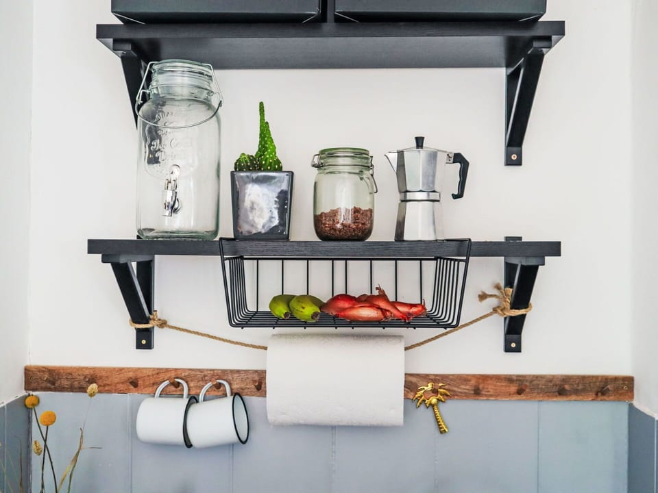 Food, Tableware, White, Green, Kitchen, Shelving, Home Appliance, Kitchen Appliance, Shelf, Interior Design