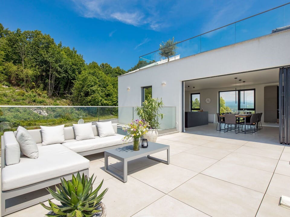 Sky, Table, Property, Furniture, Building, Plant, Chair, Window, Outdoor Table, Tableware