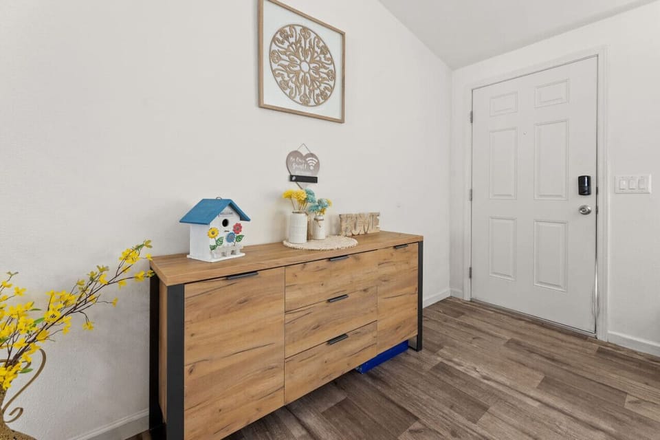 Entry way