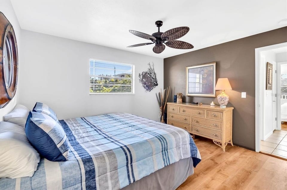 Primary Bedroom - Sunny Side Down