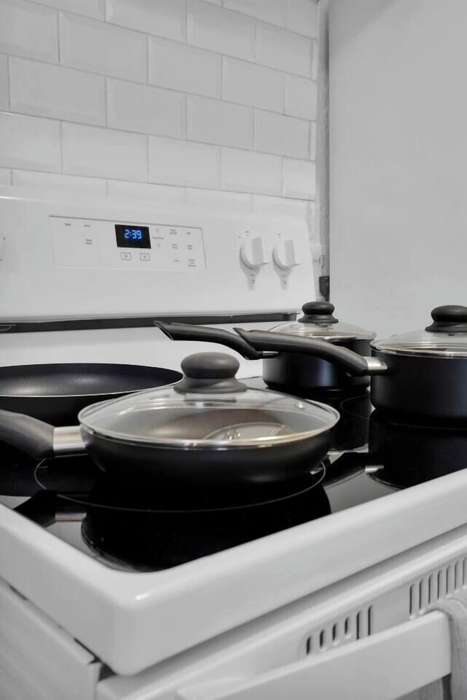 all the pots and pans you need should you feel like cooking something