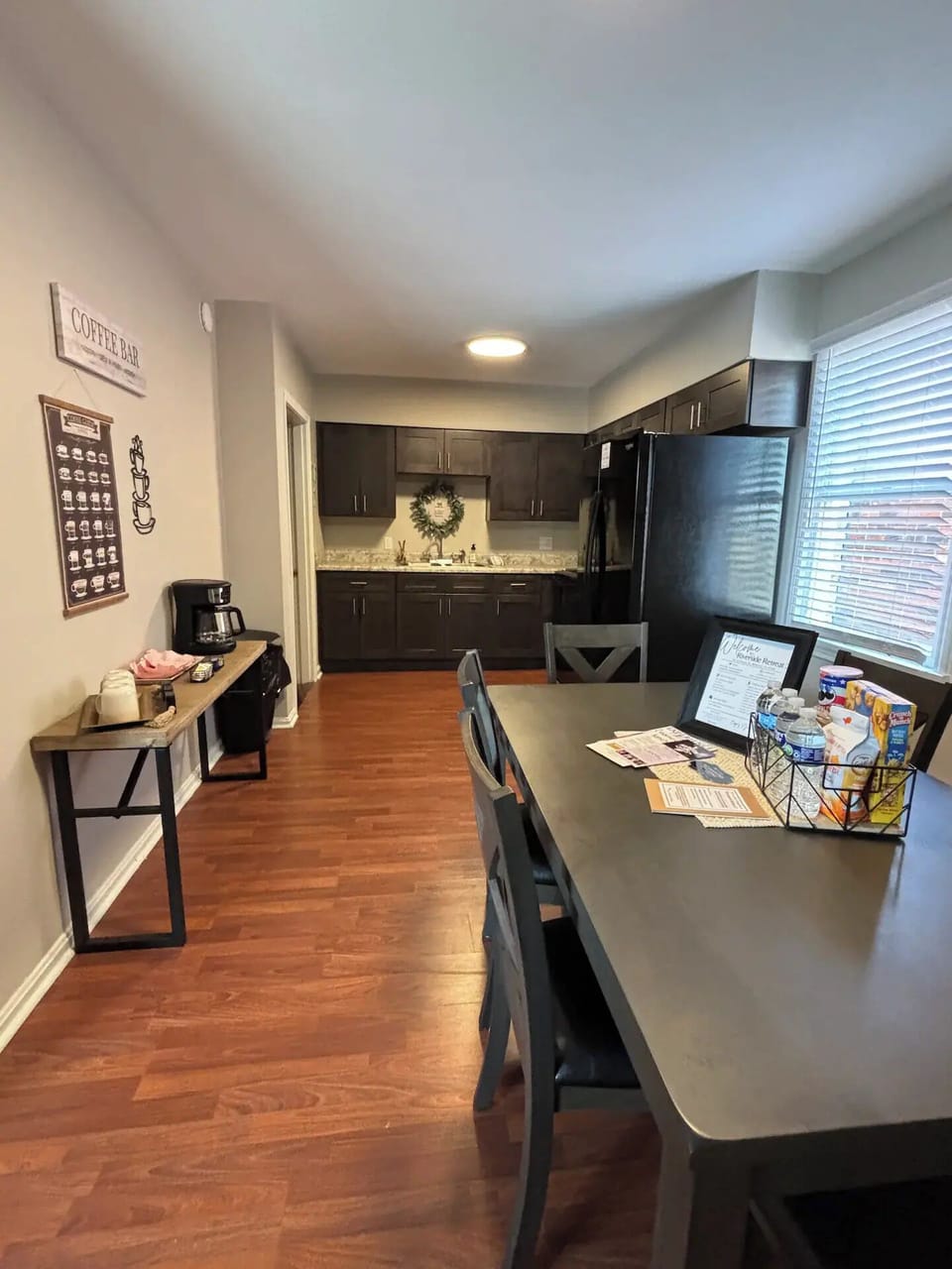 Spacious Kitchen / Dining Room combo with seating for 6 and coffee bar