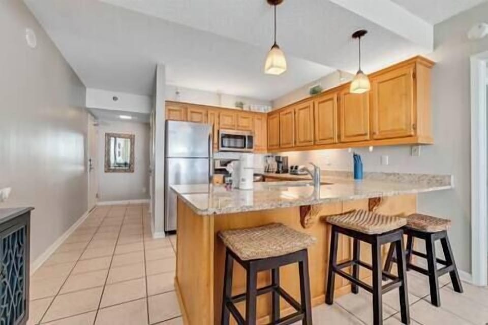 Kitchen (2)