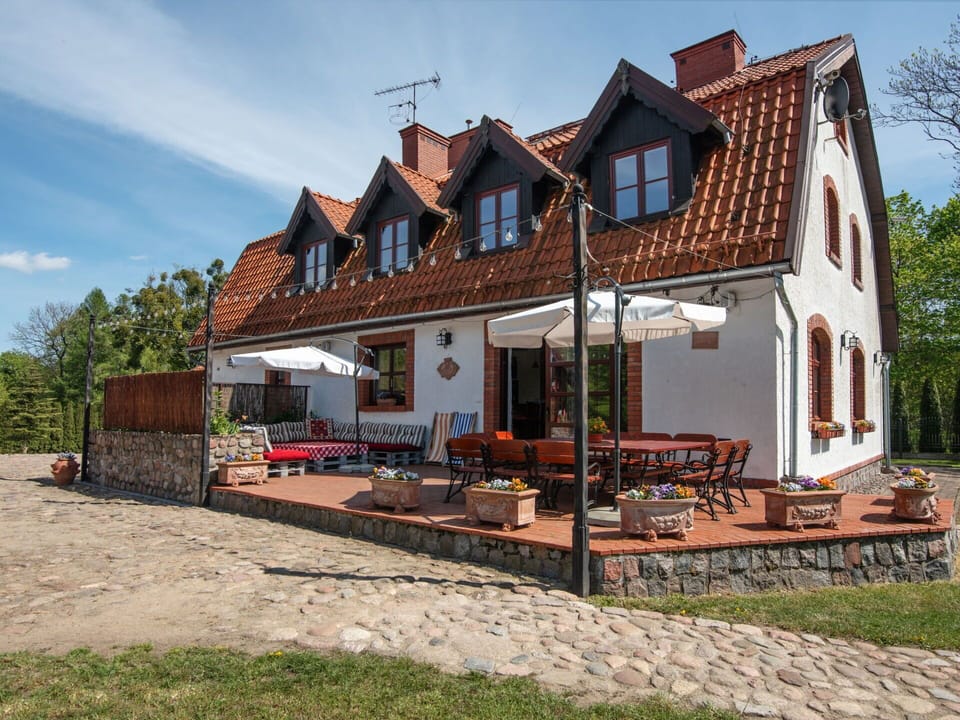 Building, Window, House, Home, Cottage, Roof, Facade, Residential Area, Door, Farmhouse