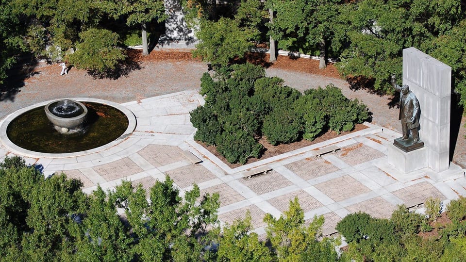 Pause by peaceful gardens and enjoy a quiet midday reset.
