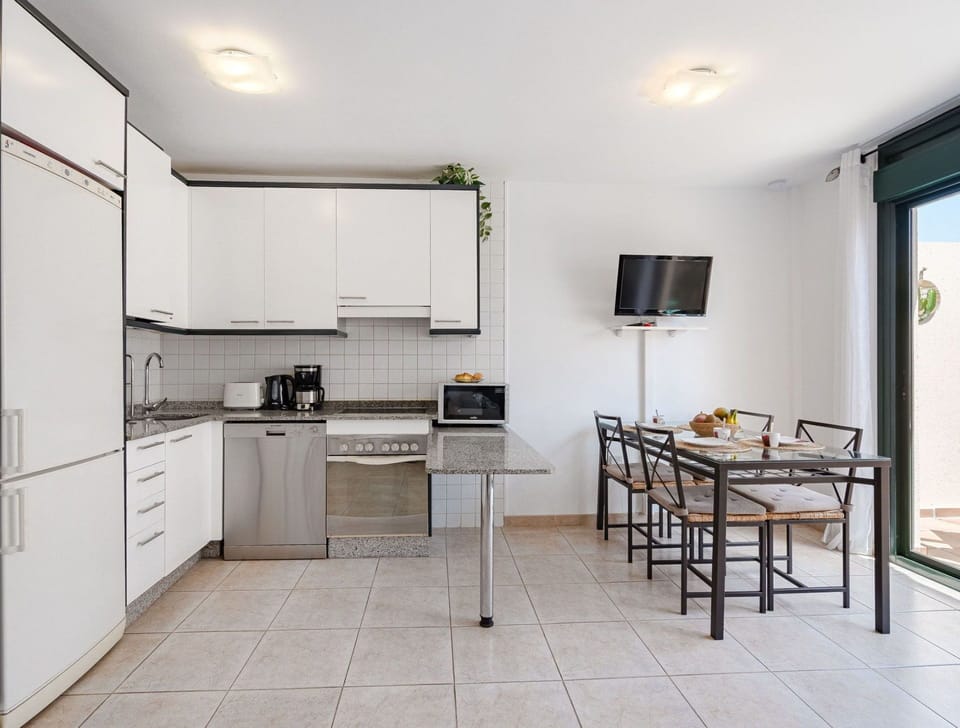 Cabinetry, Furniture, Countertop, Window, Building, Table, Sink, Kitchen, Kitchen Appliance, Kitchen Stove