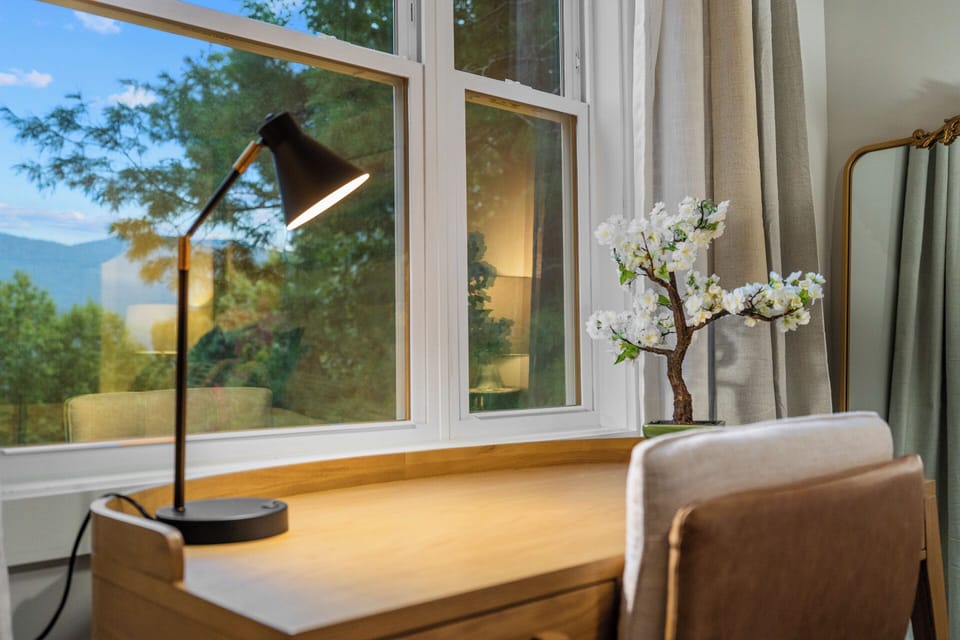 Primary work-space - get work done with a view!