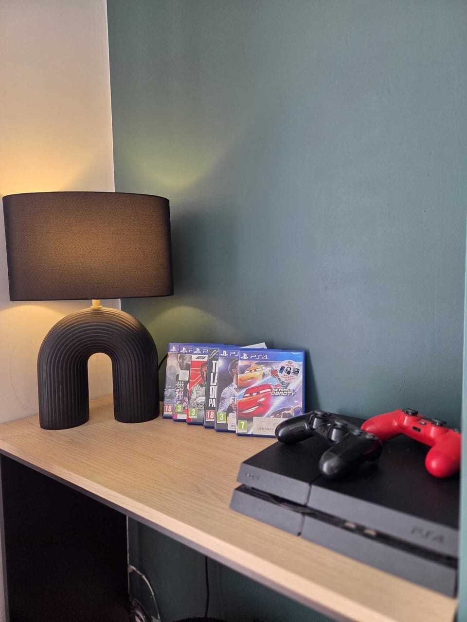 Living Room / Lounge