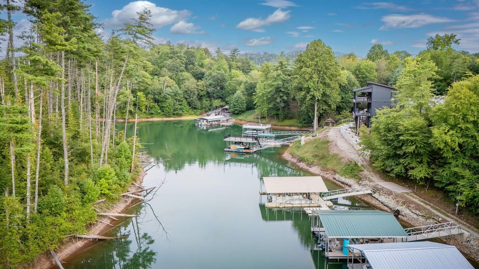 Dock area in quite cove with easy access to main channel.