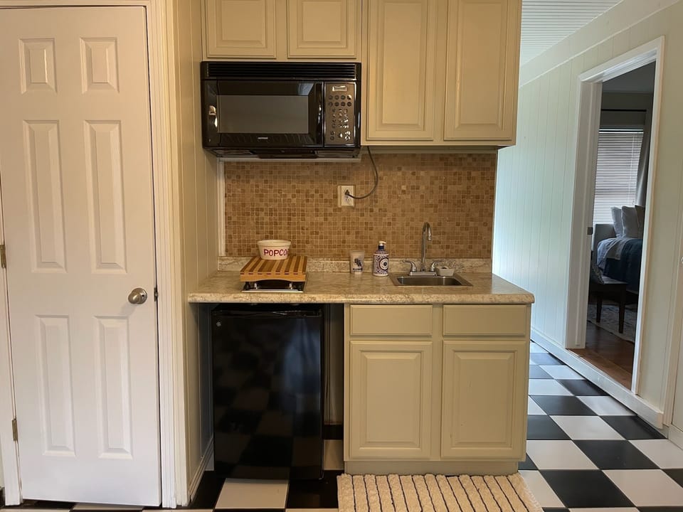 Mini kitchen in game room