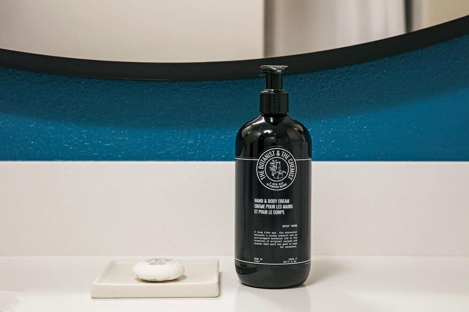 Bathroom amenities