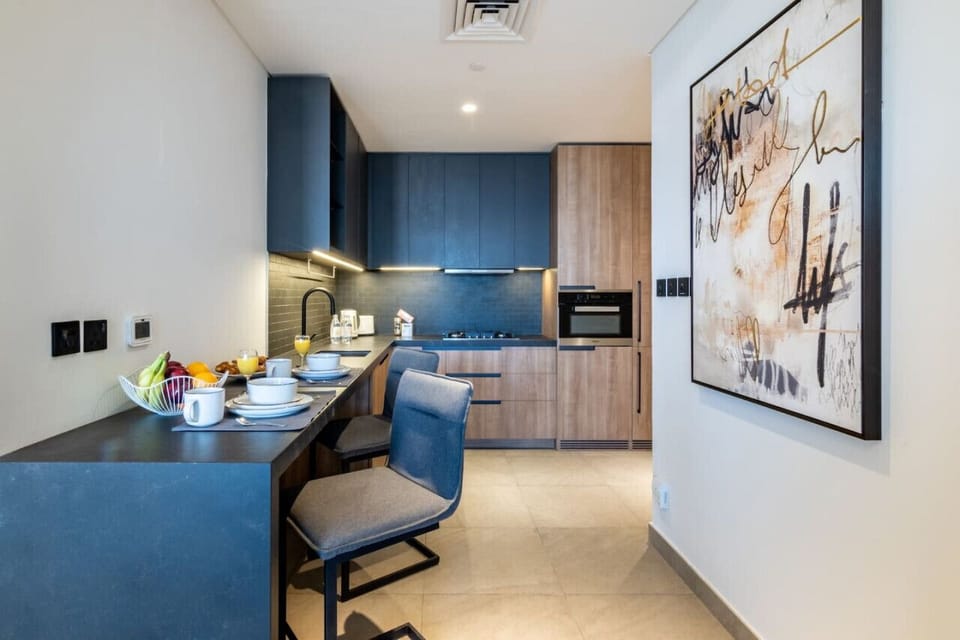 Kitchen: Modern design meets culinary adventure with chic decor and convenient amenities!