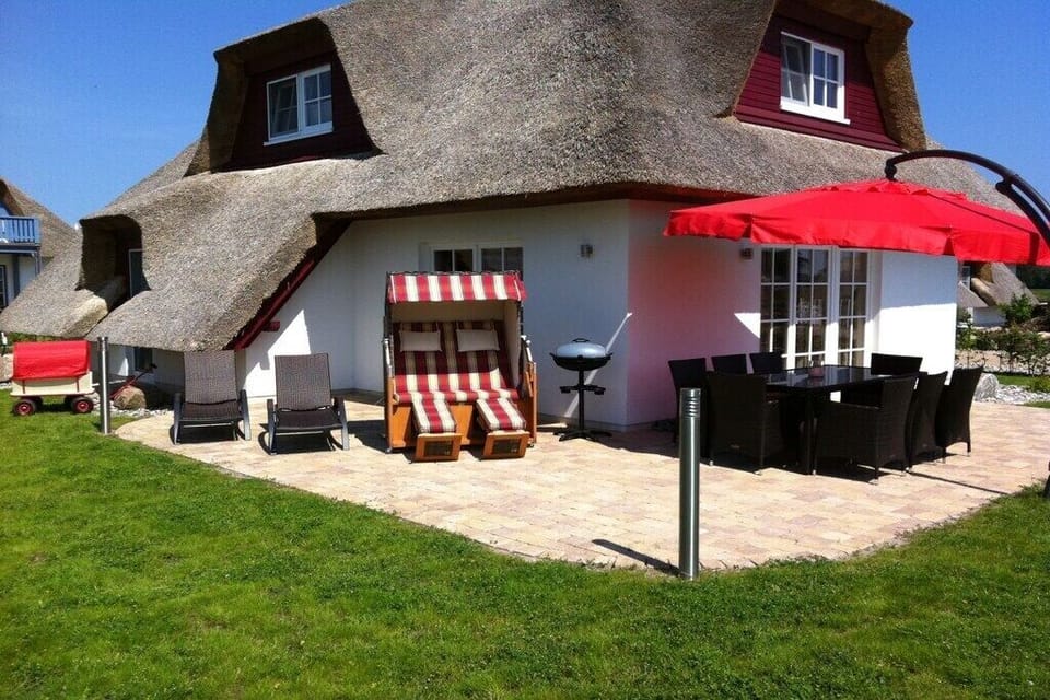 Holiday Home Exterior [summer]