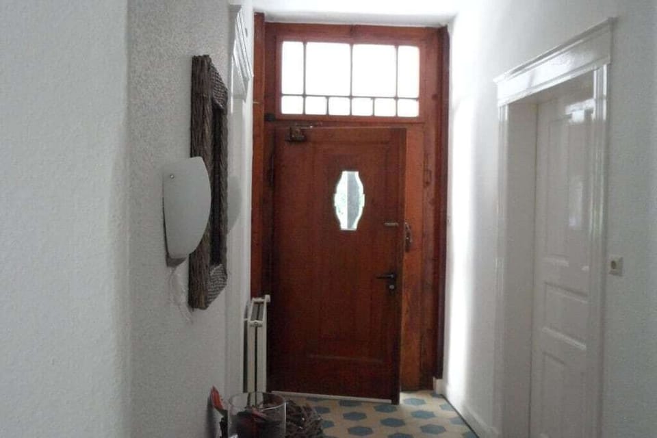 Entrance / Reception