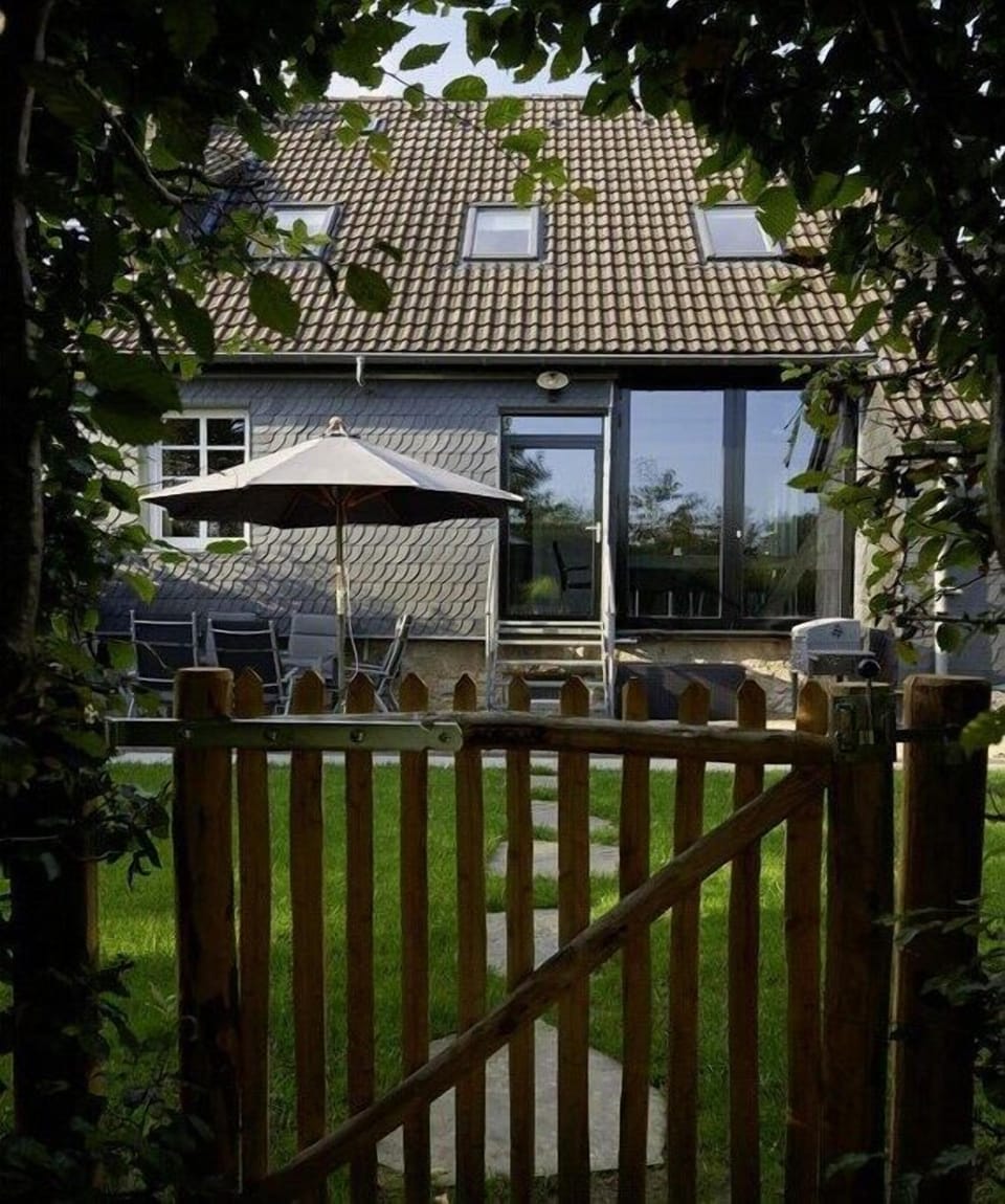Entrance / Reception